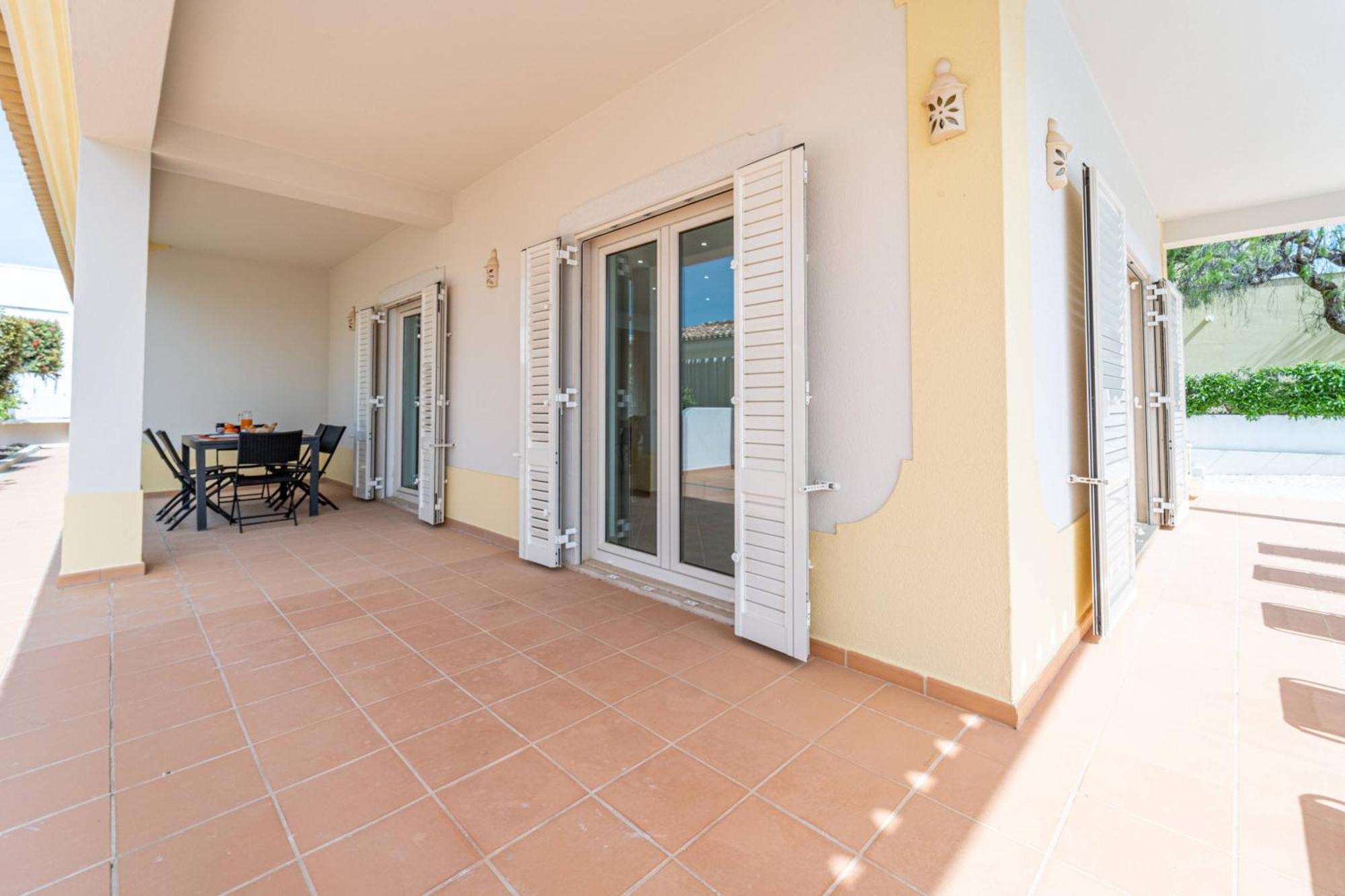 Villa Ribeiro By Hellovacations Albufeira Esterno foto