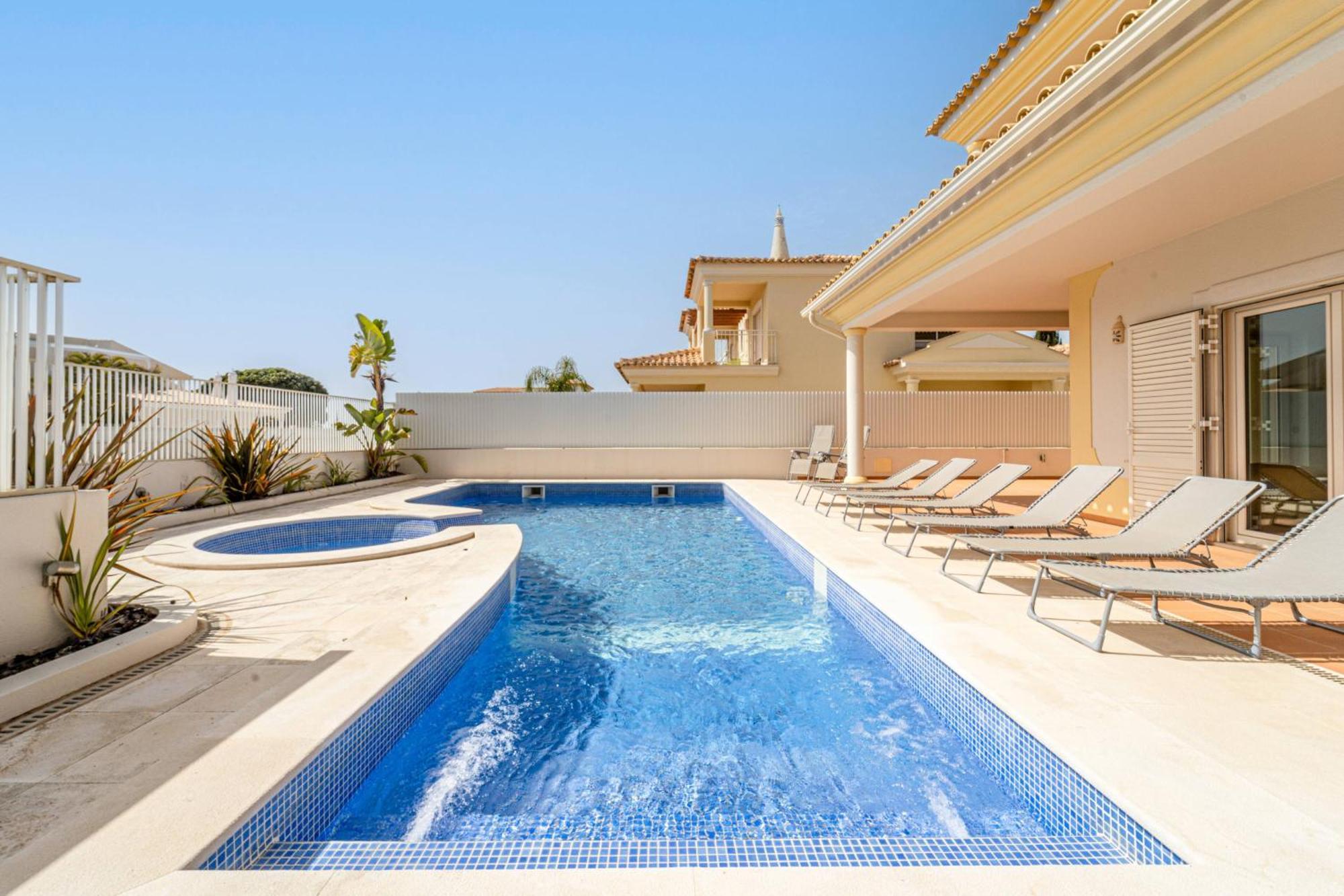 Villa Ribeiro By Hellovacations Albufeira Esterno foto
