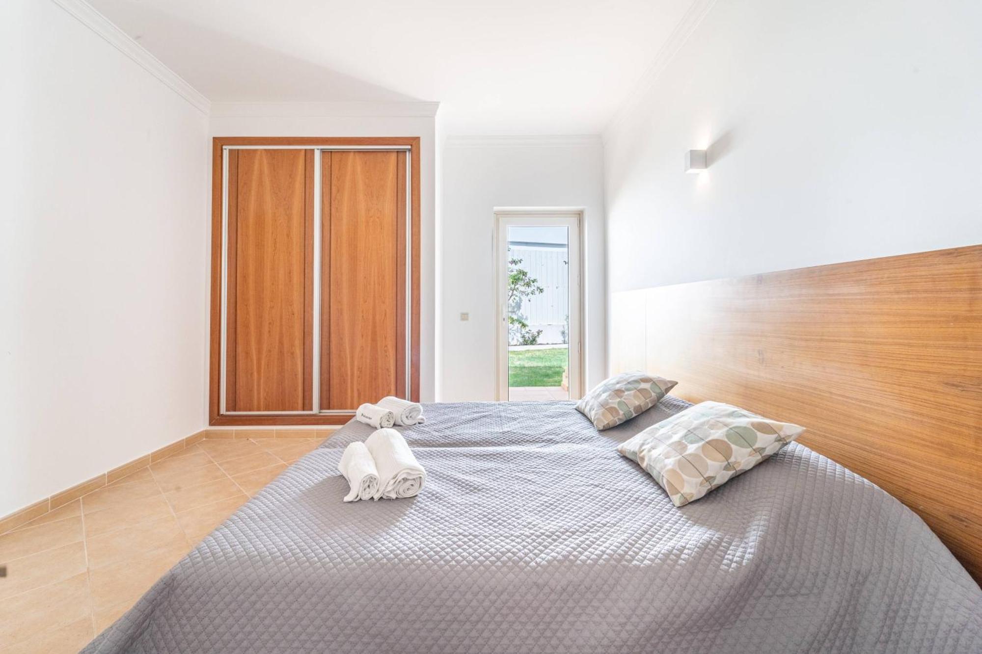 Villa Ribeiro By Hellovacations Albufeira Esterno foto